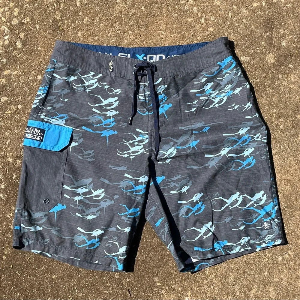 Salt Life Men’s Board shorts size‎ 32